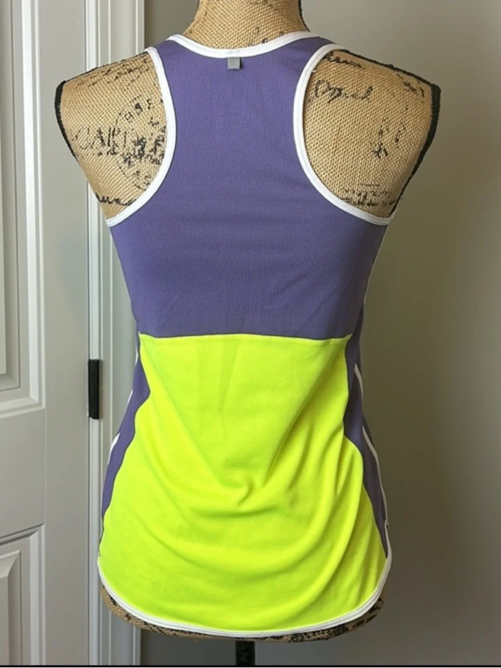Nike Dri-fit tank size small